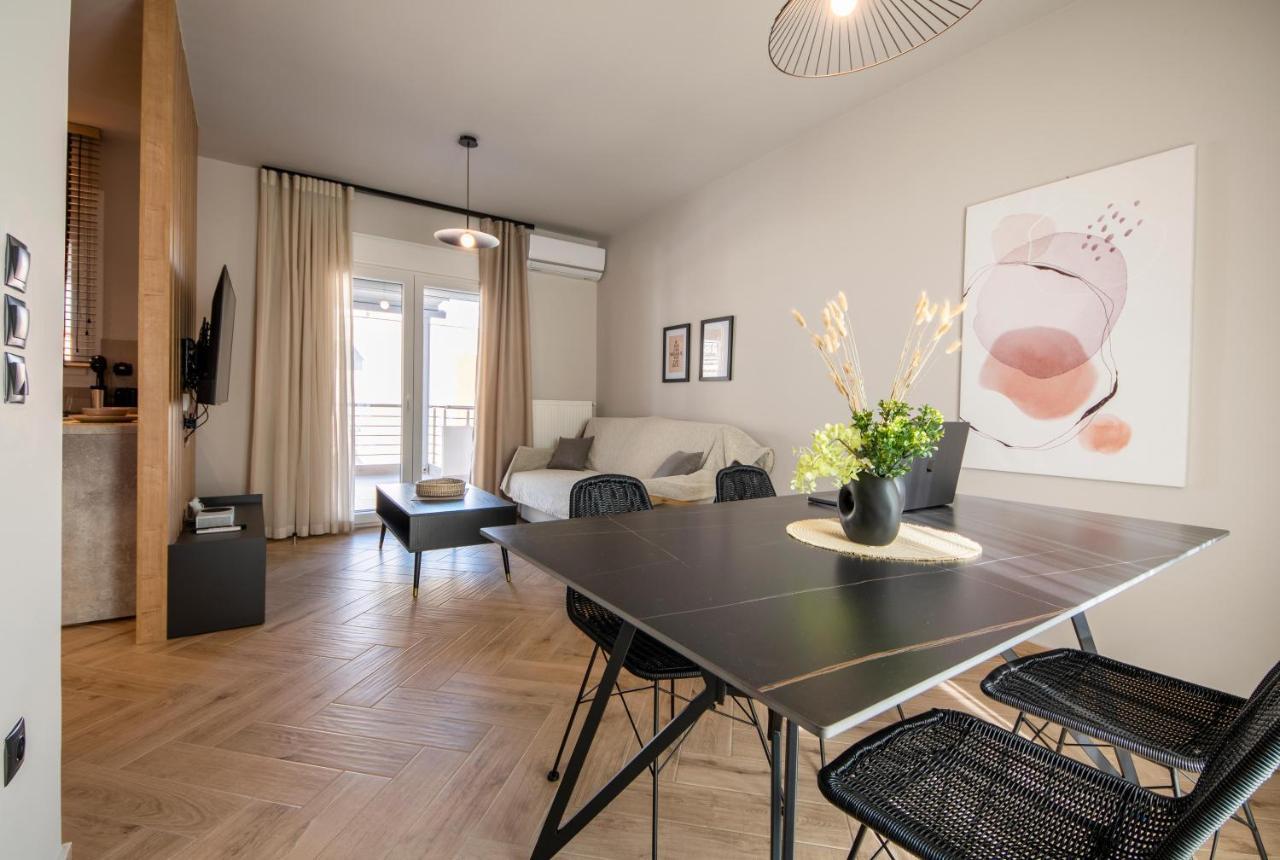 Aitherio Suite By Homebrain Dedeağaç Dış mekan fotoğraf